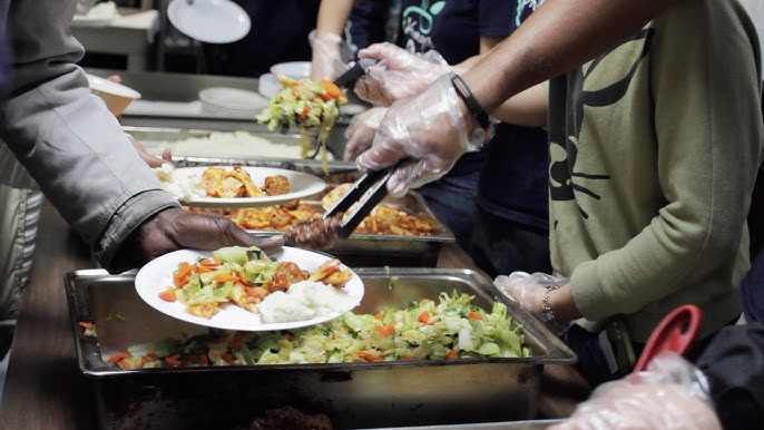 Bethesda Cares volunteers